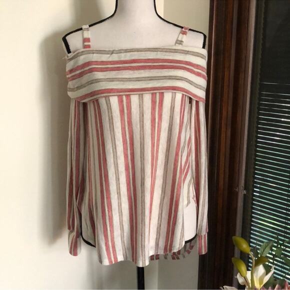 Lavender Fields | Cold Shoulder Long Sleeve Top Size S - Picture 1 of 6